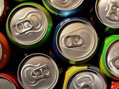 beverage-cans-drinks-3008-1068x707