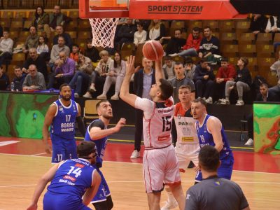 kosarka sloboda - borac010