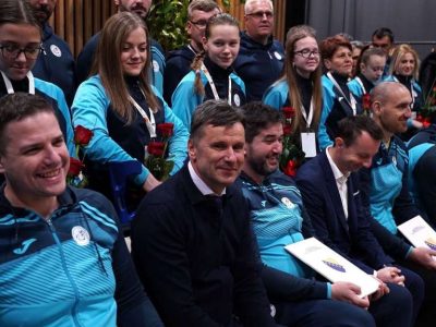 l_f489b7137cf5250d29e560fe31571dde