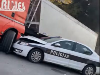 policija