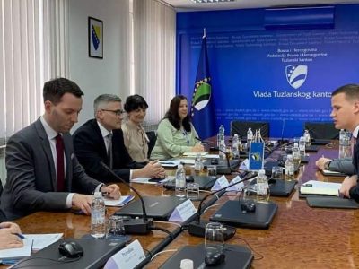 premijer-halilagic-sa-predstavnicima-osce-a-razgovarao-o-implementaciji-tri-zakona31931